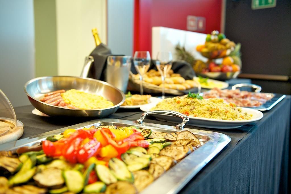 Mercure Nerocubo Rovereto Роверето Экстерьер фото